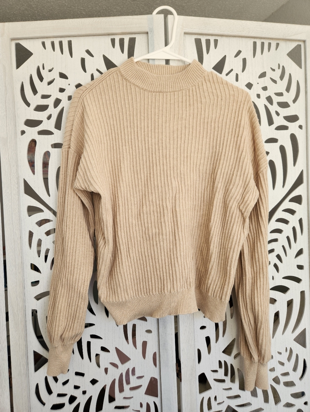 Frank & Oak Cream Ribbed Turtleneck Sweater - Size M
